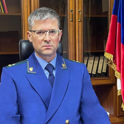 Приволжский транспортный прокурор Максим Суров проведет прием в Челнах