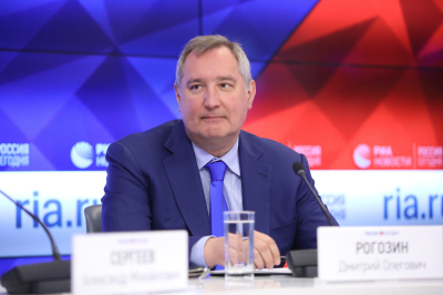 Рогозин предложил минировать танкеры: &laquo;Пару раз бахнет у&nbsp;них под&nbsp;носом, сразу одумаются&raquo;