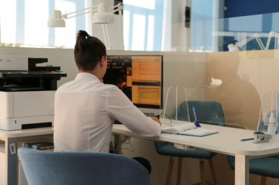 Юрист ответил, можно ли наказать сотрудника за первоапрельскую шутку