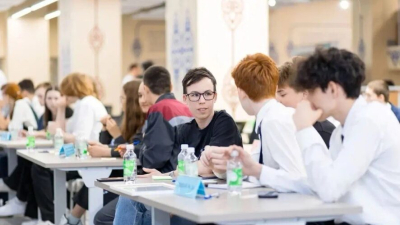 &laquo;ХимикУМ&raquo; объединяет таланты: В Нижнекамске определили сильнейших юных химиков 19/05/2026 &ndash; Новости