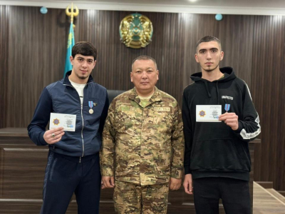 В Таразе наградили жителей, проявивших отвагу и гражданскую ответственность