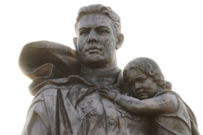 Родина-мать, Тыл &mdash; фронту и Воин-освободитель &mdash; смысл триптиха монументов