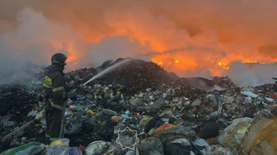 Трассу закрыли из-за сильного пожара в Алматинской области