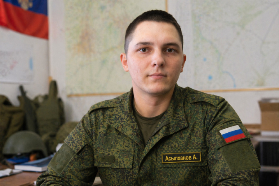 &laquo;Удерживают где-то под Алтаем&raquo;: новые версии пропажи Героя РФ Асылханова
