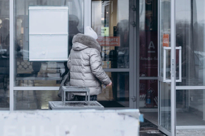 В Челнах мужчина с судимостью избил посетительницу местного магазина