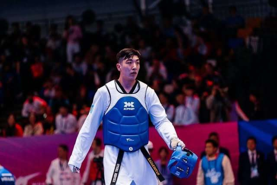 Президент поздравил чемпиона мира по таеквондо Бейбарыса Каблана