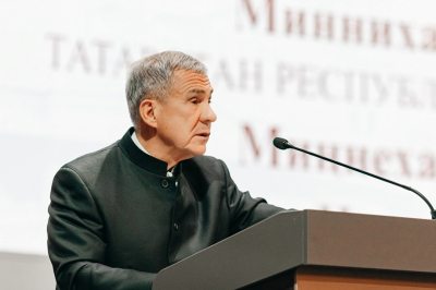 Минниханов о работе с детьми: &laquo;События в Нижнекамске &ndash; очень показательный урок&raquo;