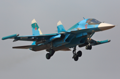 На российских бомбардировщиках Су-34 появились &laquo;горбы&raquo;