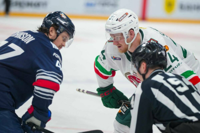 &laquo;Ак Барс&raquo; и &laquo;Металлург&raquo; сыграют во втором выездном матче полуфинальной серии Кубка Гагарина