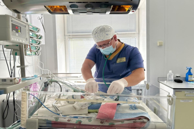 В вологодском перинатальном центре оказывают экстренную помощь новорожденным из Великого Устюга