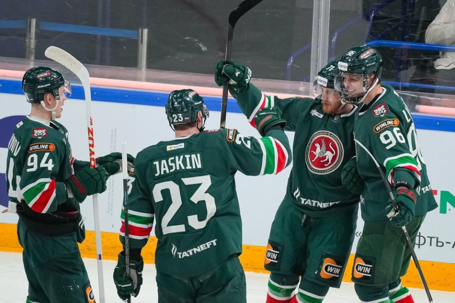 &laquo;Ак Барс&raquo; разгромил в Казани московский &laquo;Спартак&raquo; в матче КХЛ