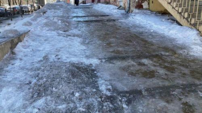 Хабаровск напоминает сплошной каток&nbsp;&mdash; зима однако...