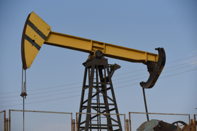 КСИР атаковал нефтяные поля и промзону в ОАЭ