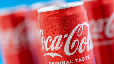 Акции Coca-Cola упали из-за опасений по поводу влияния роста цен на продажи