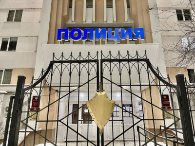 В Набережных Челнах гость тайком унес умную колонку &laquo;Алиса&raquo;