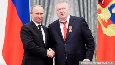 Путин подписал закон о запрете испытательного срока для матерей с детьми до трех лет