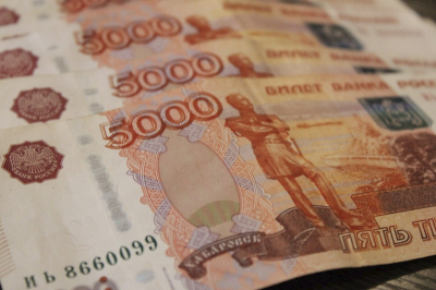 Названа сумма ежемесячного дохода для статуса &laquo;богатого&raquo; в России
